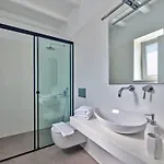 La Vitalite Luxury In Paros فيلة